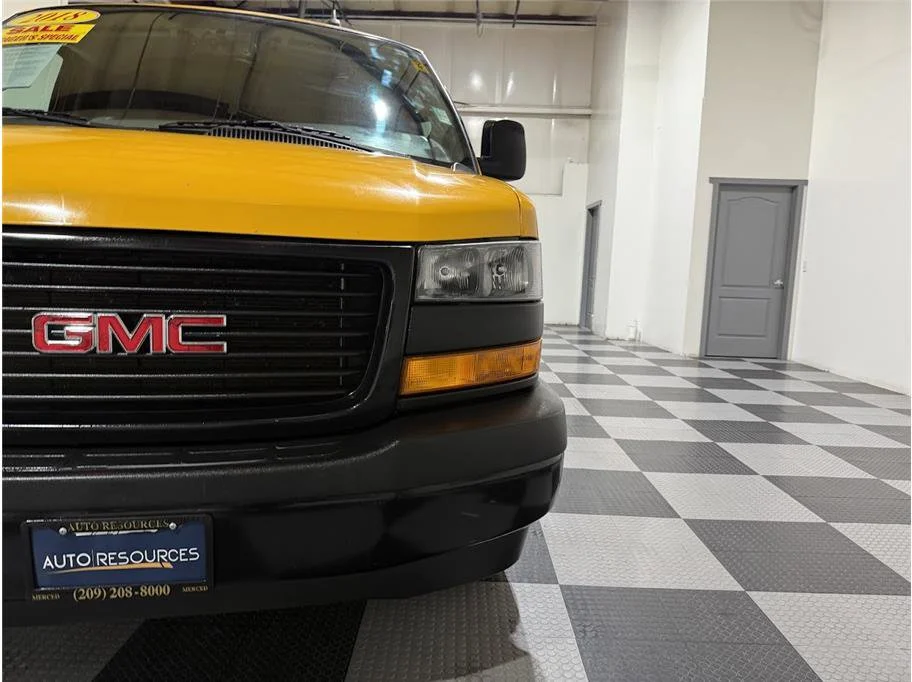 Certified Used 2018 Special Paint GMC Extended Van 3D image 10