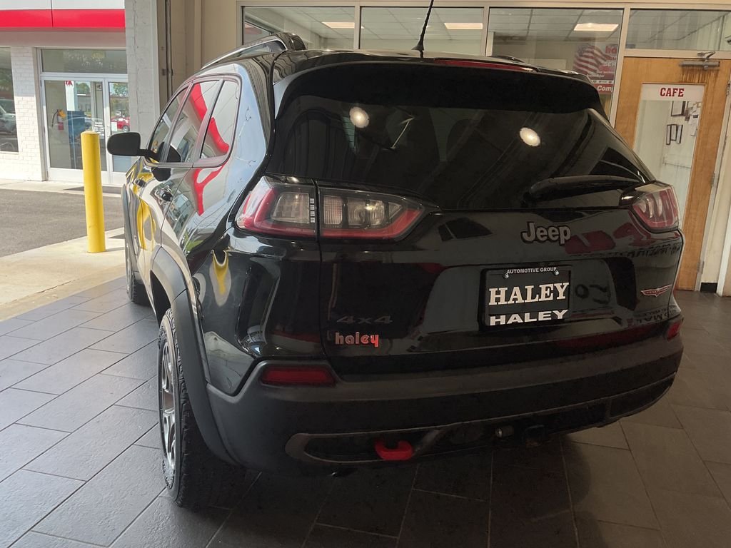 Used 2022 Black Jeep Trailhawk image 6