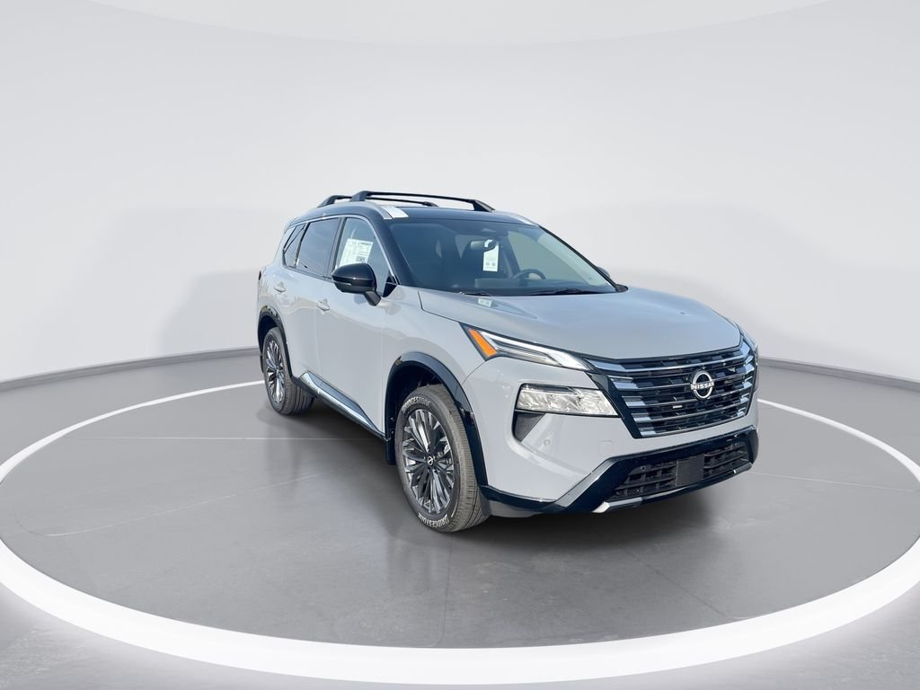 New 2026 Boulder Gray Pearl / Super Black Two-tone Nissan Platinum image 2