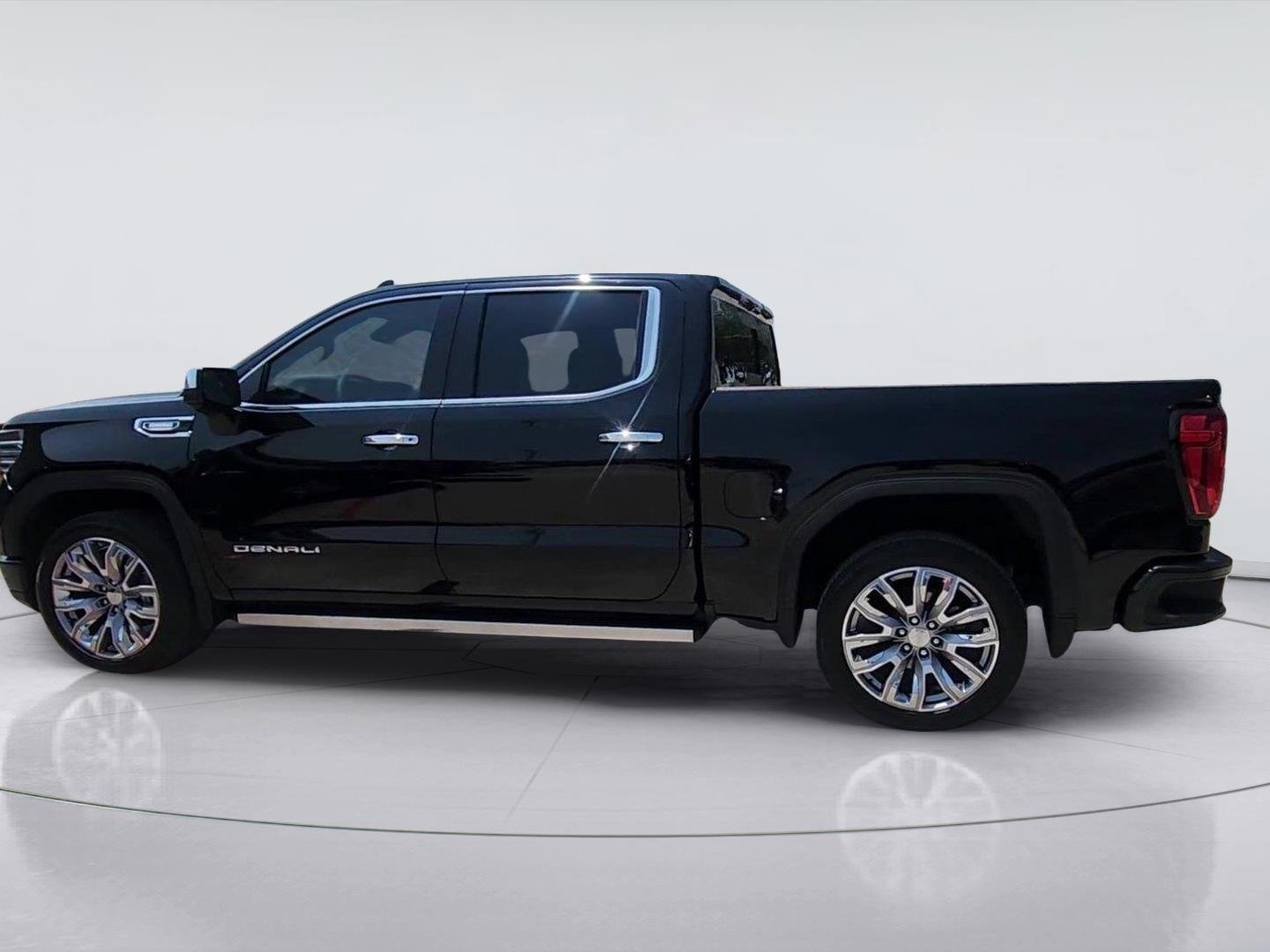 2025 GMC Sierra 1500 Denali Black at Mossy Motors