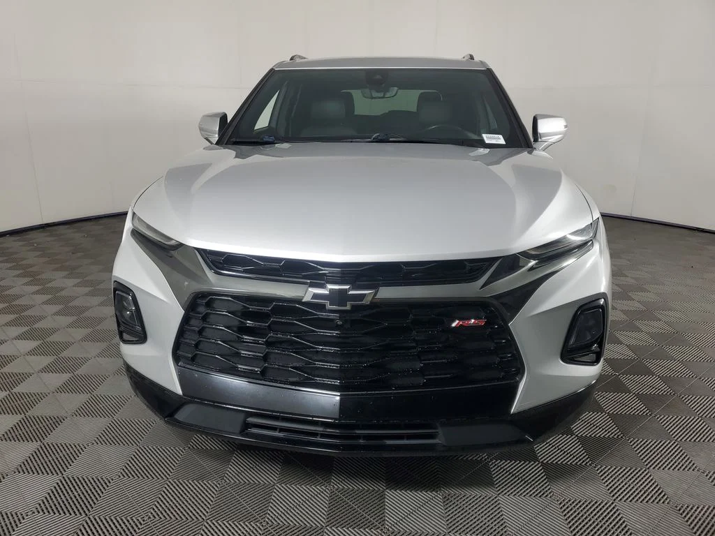 Used 2021 Silver Chevrolet RS image 9