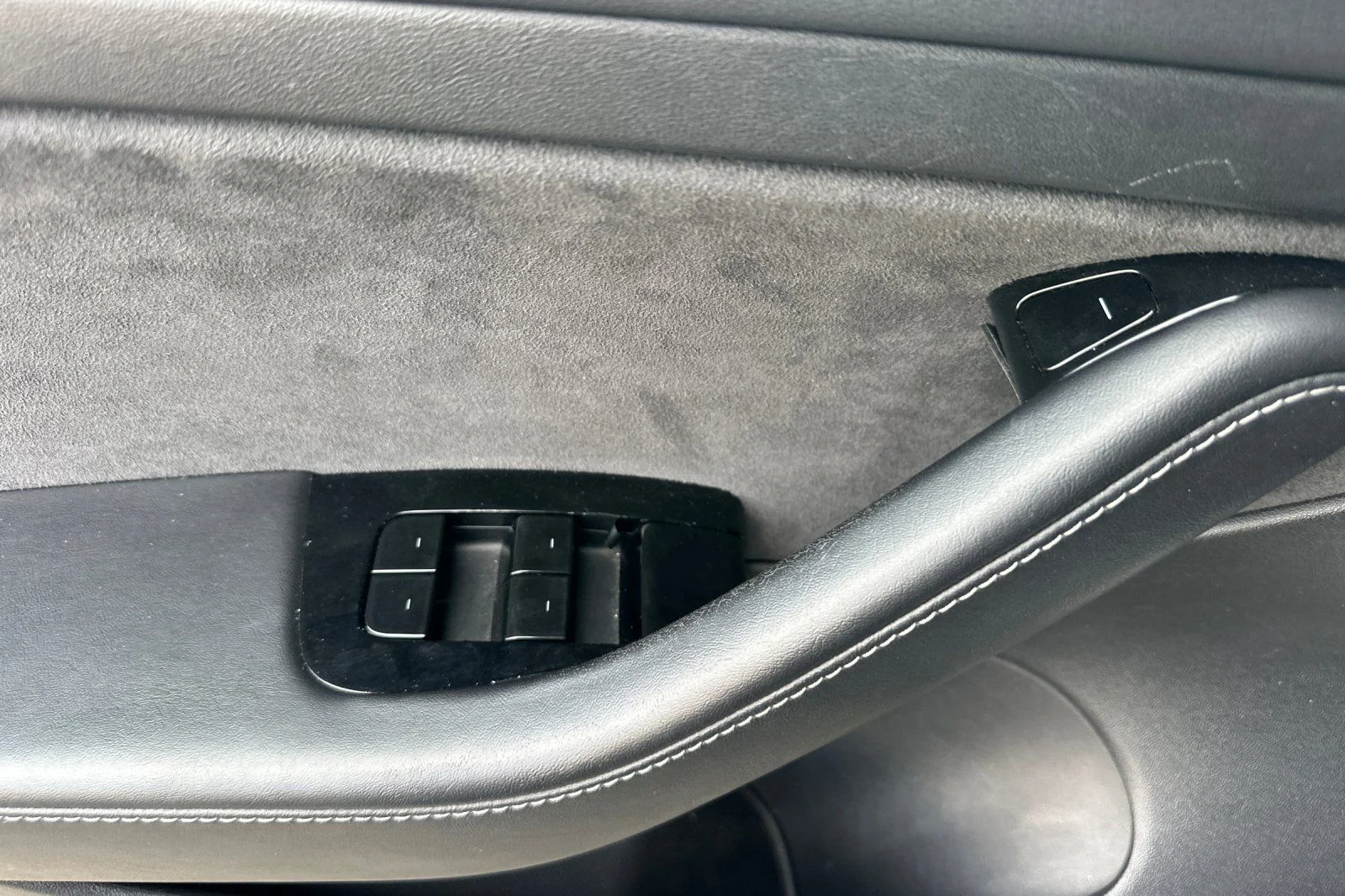 Used 2020 Gray Tesla Standard image 10
