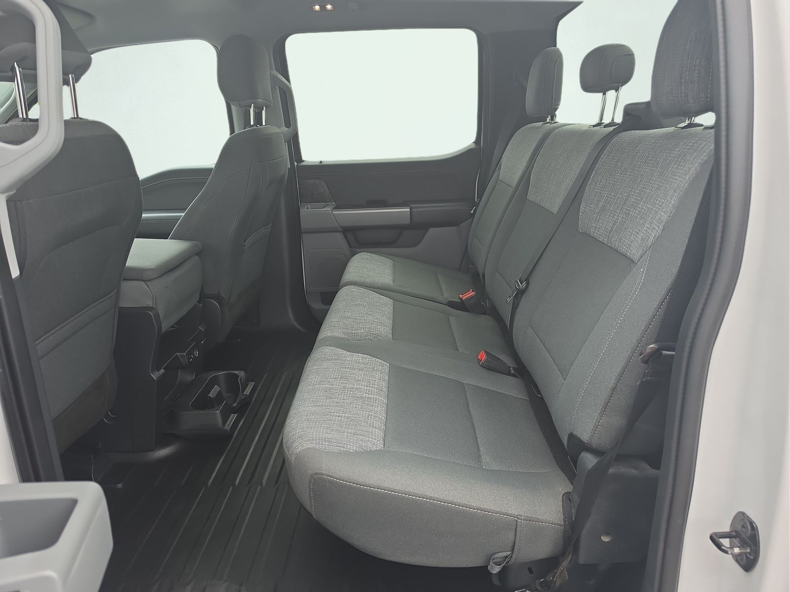 Used 2021 White Ford XLT image 15
