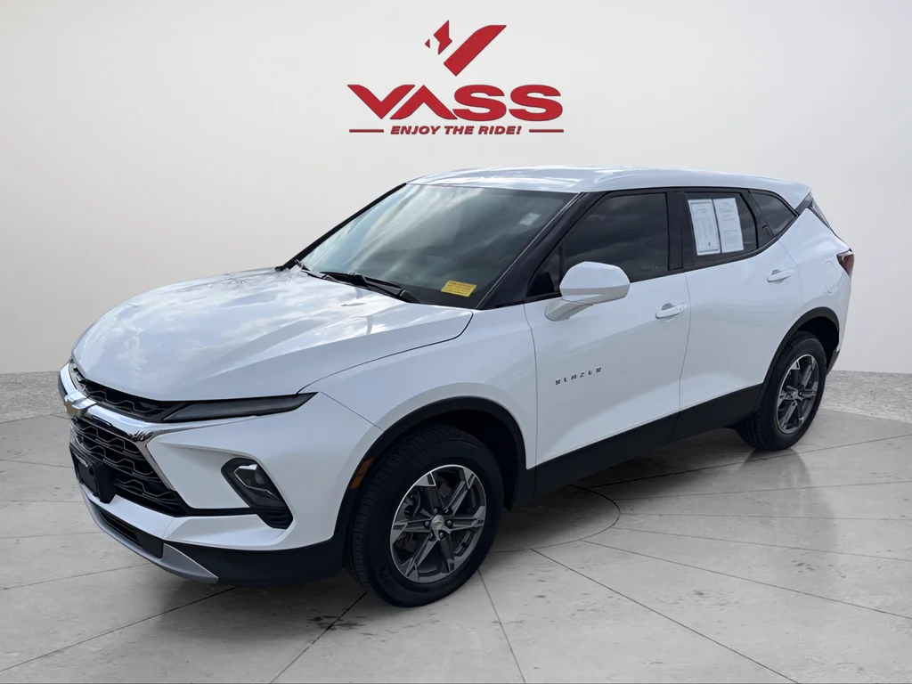 2024 Chevrolet Blazer 2.0T 2LT FWD's photo