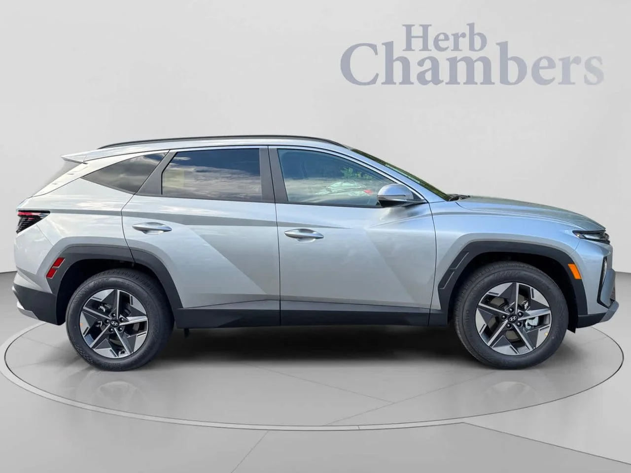New 2026 Silver Hyundai SEL Premium AWD image 10