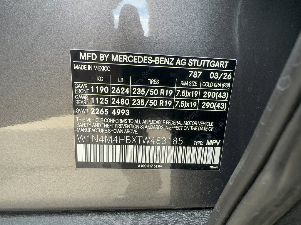 New 2026 Mountain Grey Metallic Mercedes-Benz GLB 250 4MATIC® image 16