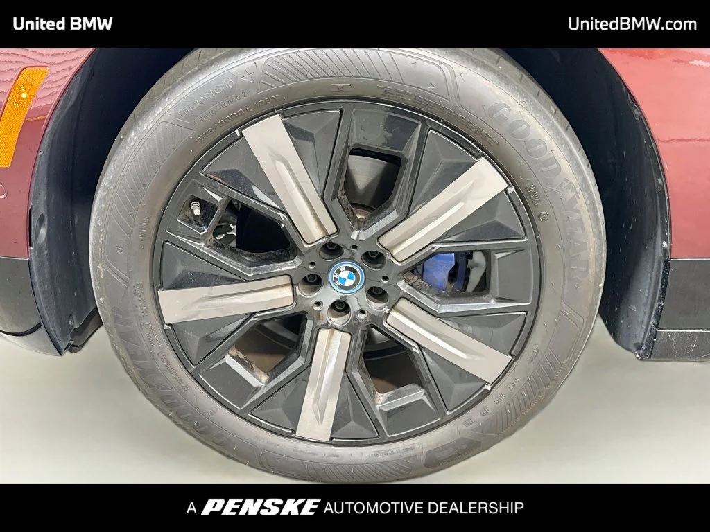 Certified Used 2024 Aventurin Red Metallic BMW xDrive50 image 9