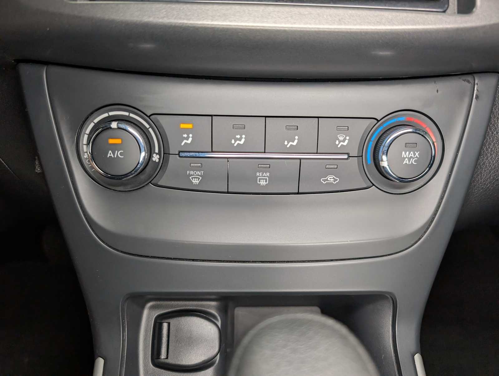 Used 2017 Brilliant Silver Nissan S image 27