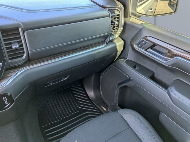 Used 2024 White Chevrolet LT image 18