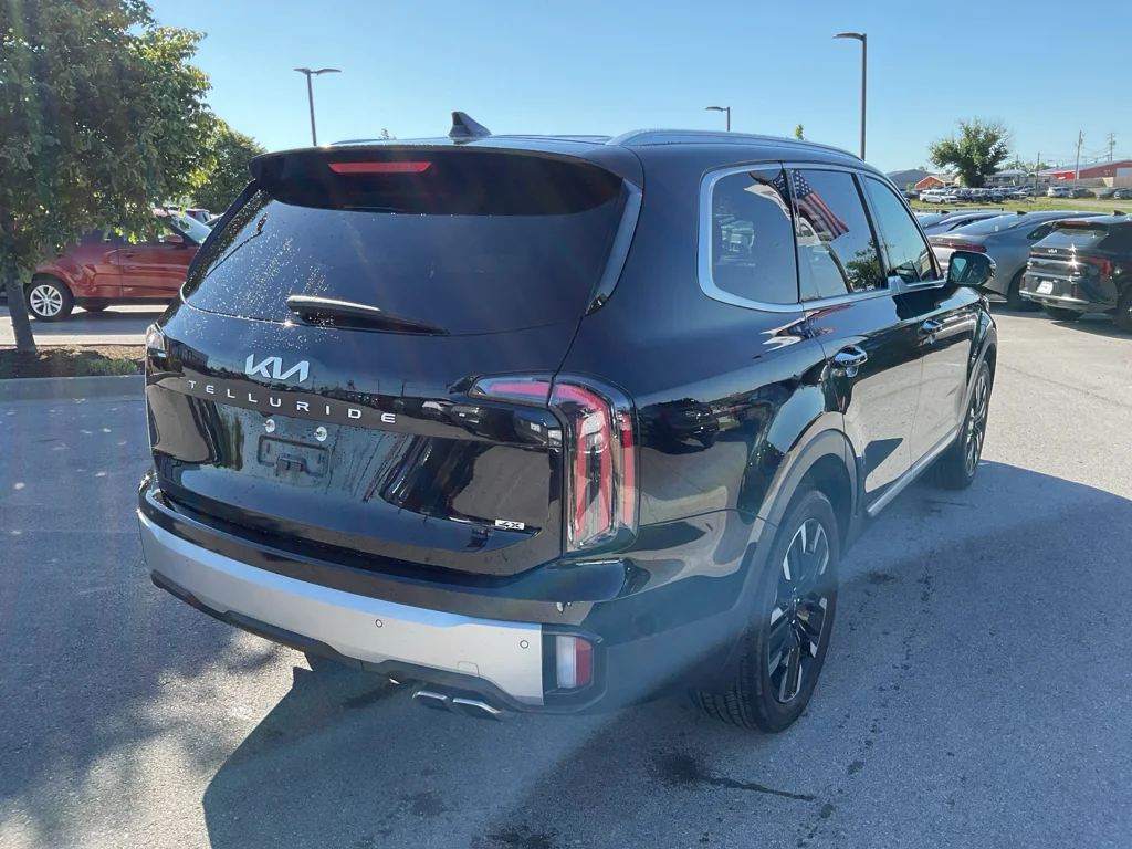 Used 2024 Ebony Black Kia SX image 10