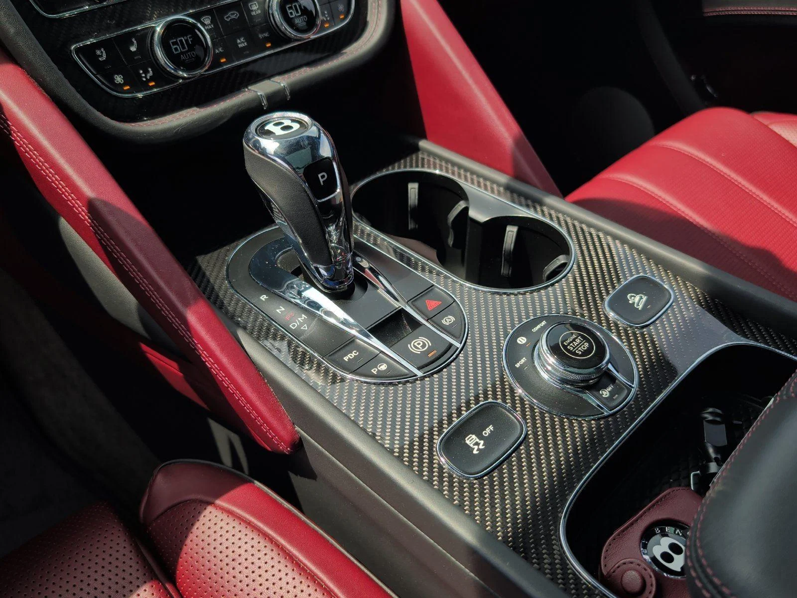 Used 2022  Bentley V8 image 33