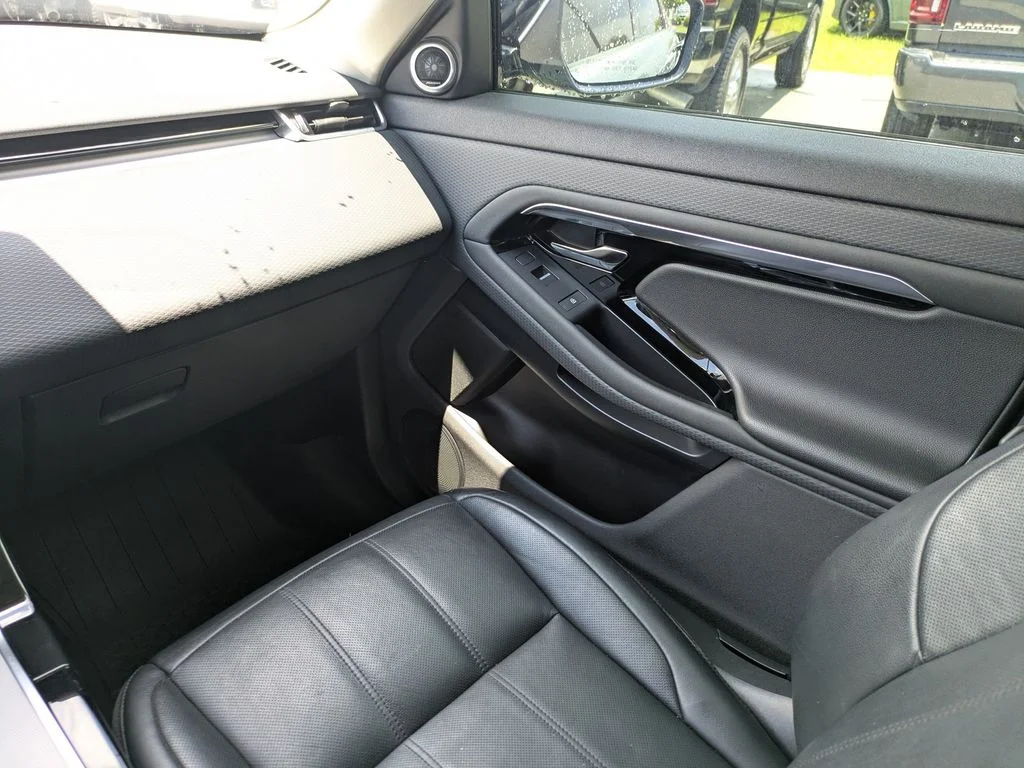 Used 2021 Gray Land Rover S image 17