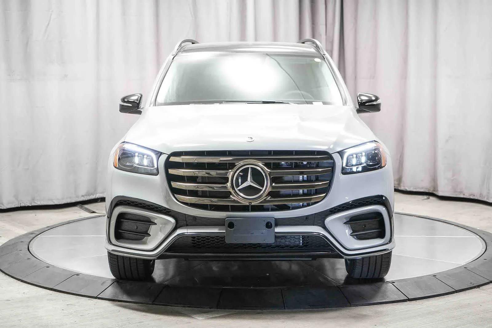 New 2026 MANUFAKTUR Alpine Grey Mercedes-Benz GLS 450 image 43