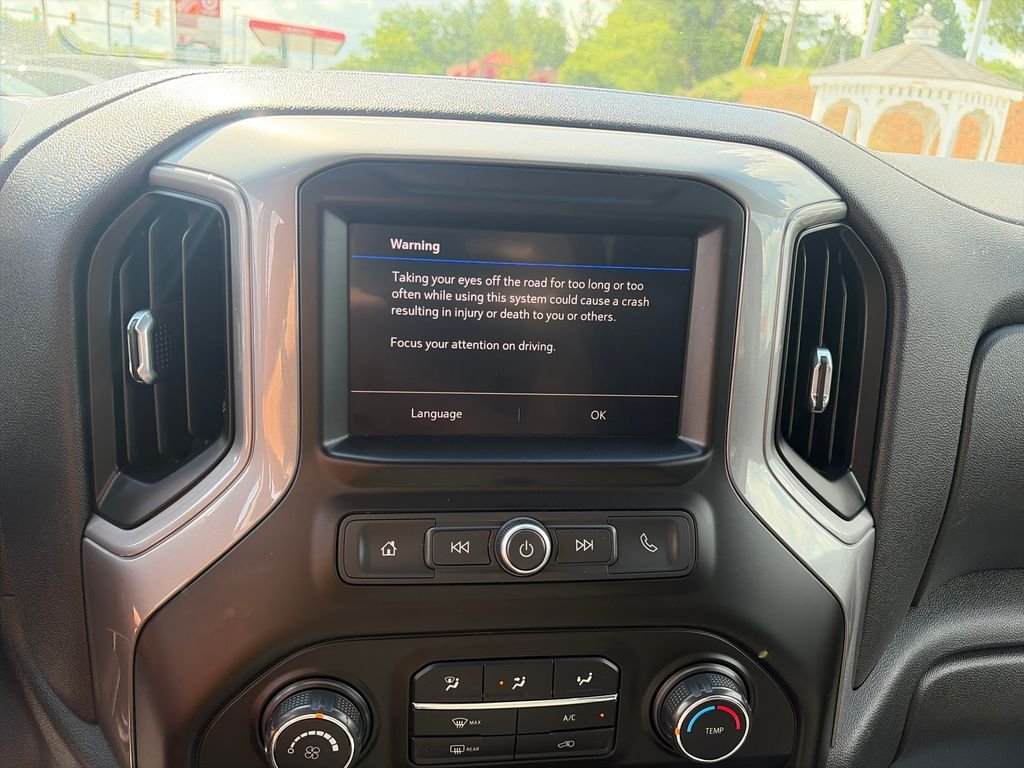 Used 2020 Gray Chevrolet Custom image 19