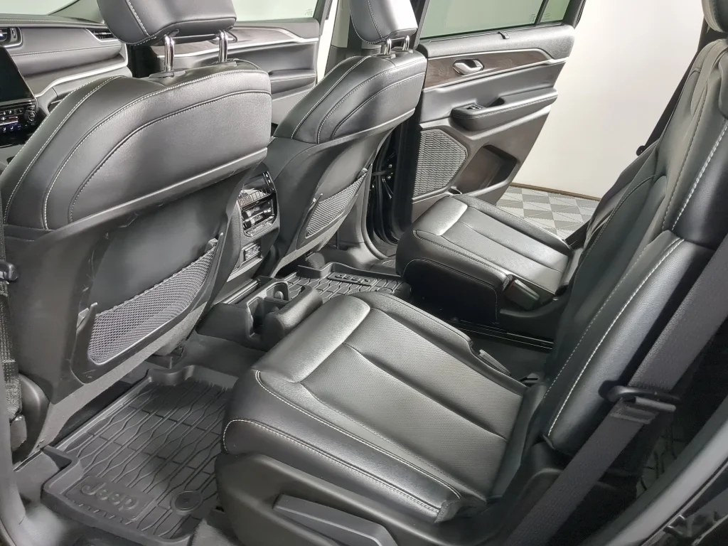 Used 2023 Black Jeep Limited image 14