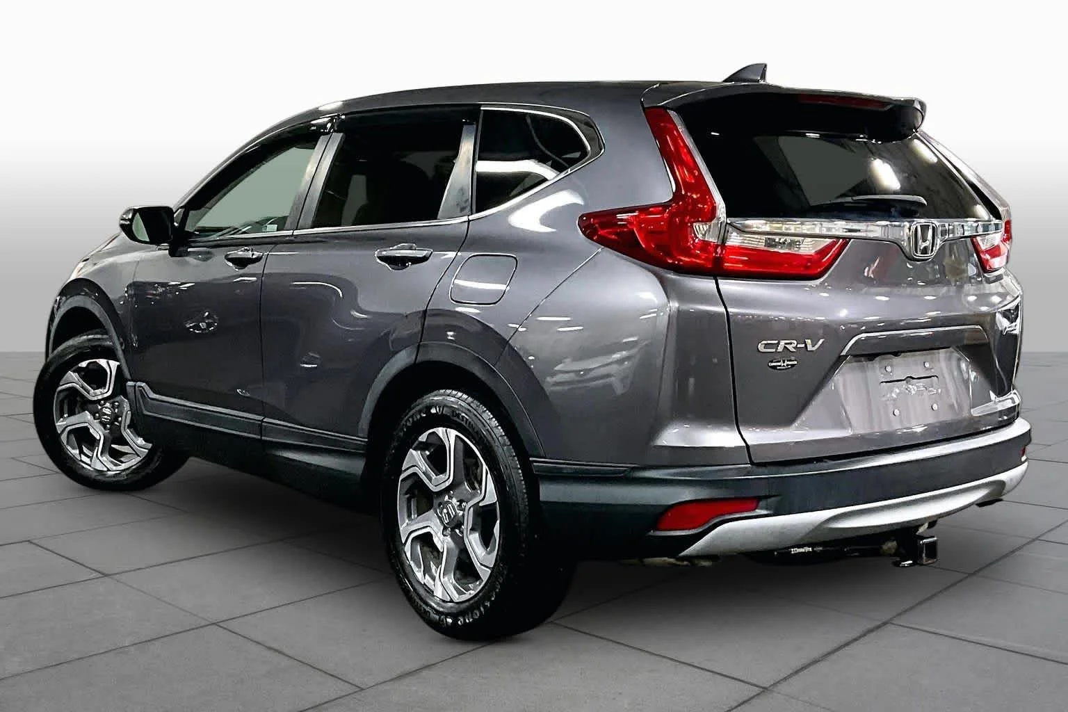Used 2018 Modern Steel Metallic Honda EX image 12