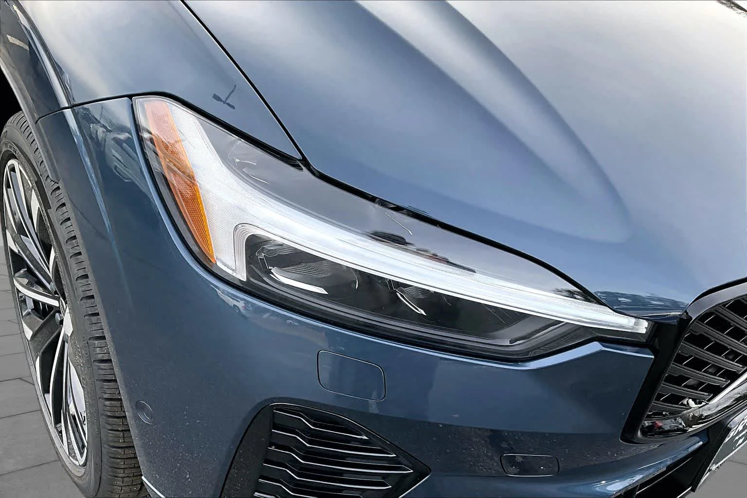 New 2026 Denim Blue Volvo Ultra image 15