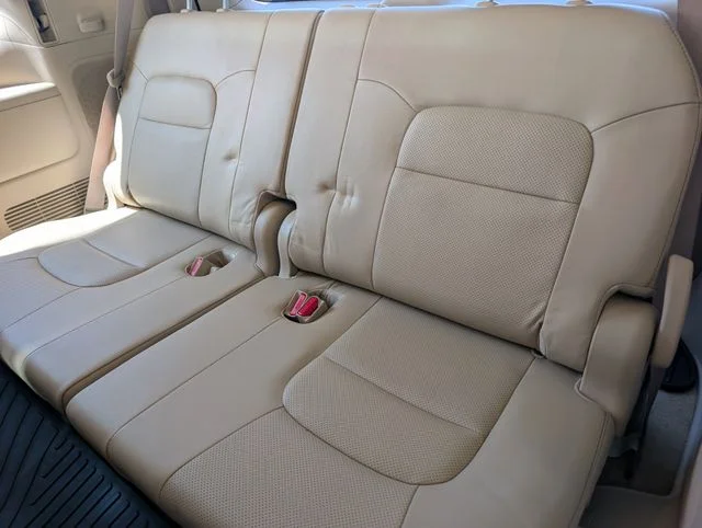 Used 2014 Blizzard Pearl Toyota Base image 11