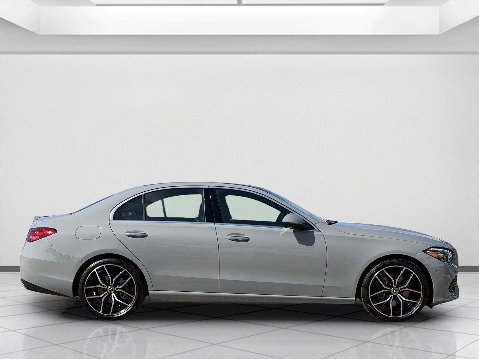 New 2026 MANUFAKTUR Alpine Grey Mercedes-Benz C 300 image 24