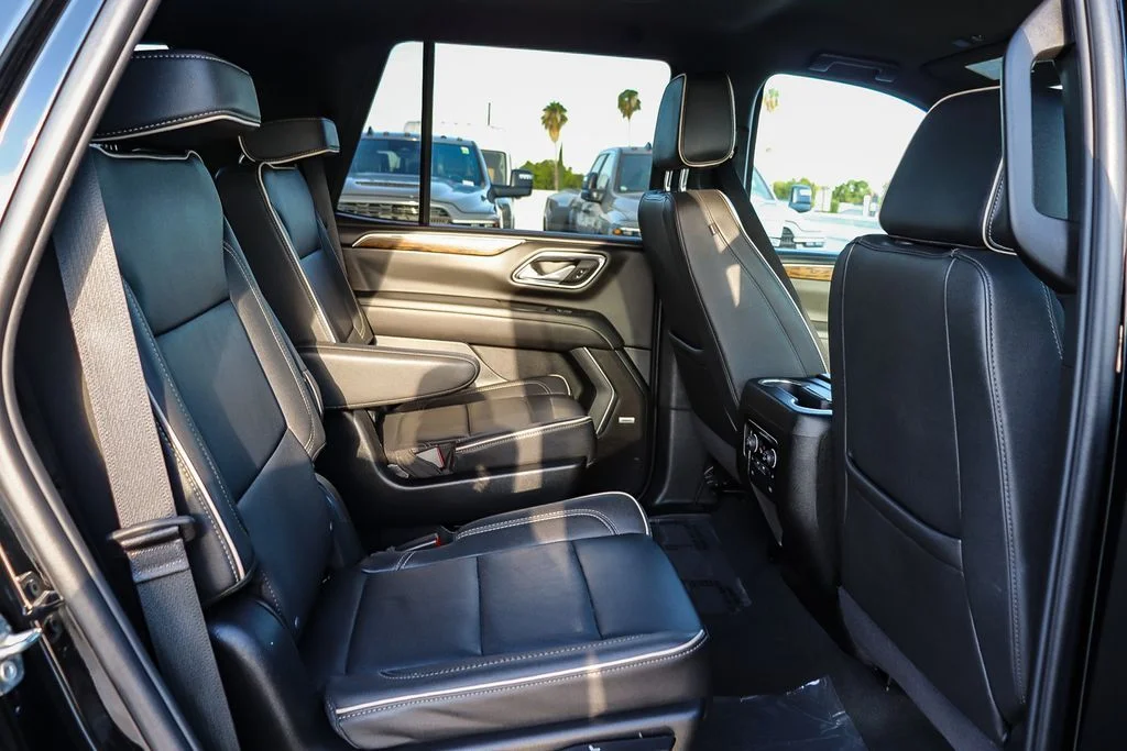 Used 2024 Black Chevrolet Premier image 17