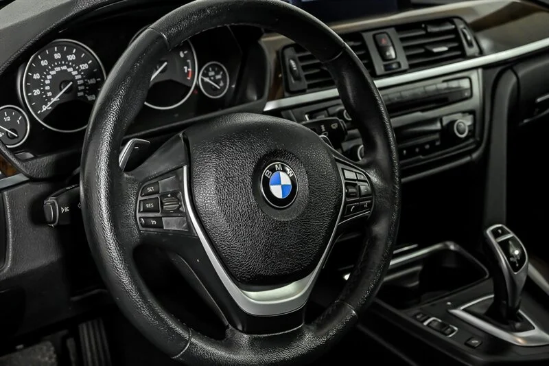 Used 2015 Alpine White BMW 428i image 19