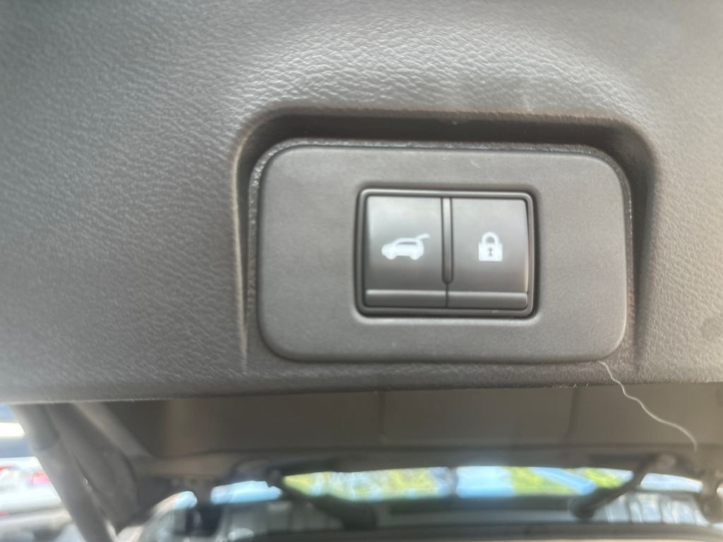 Used 2023 Gray Nissan SV image 26