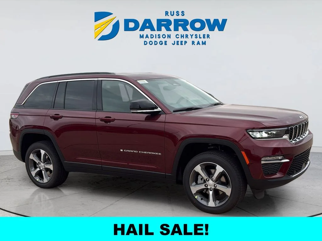 New 2025 Velvet Red Pearl-Coat Exterior Paint Jeep Limited image 7