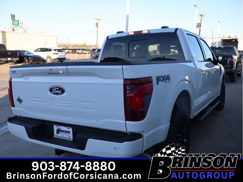 New 2026 Oxford White Ford XLT image 5