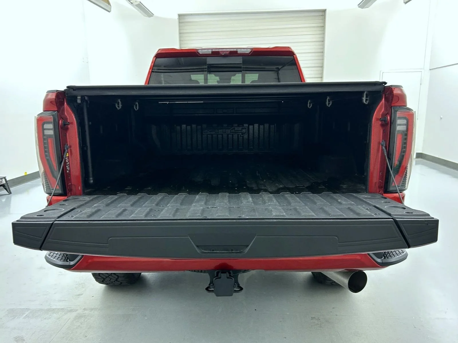 Used 2024 Red GMC AT4 image 23