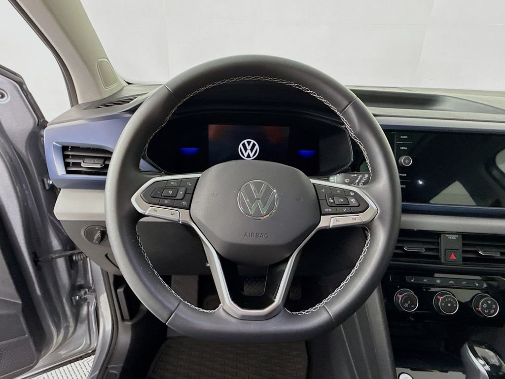 Used 2023 Silver Volkswagen 1.5T SE image 12