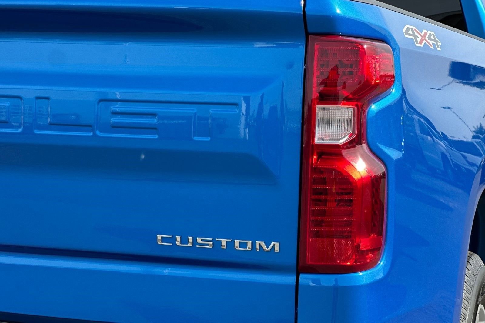 2025 Chevrolet Silverado 1500 Custom - Photo 31