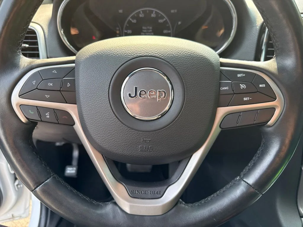 Used 2020 White Jeep Limited image 26