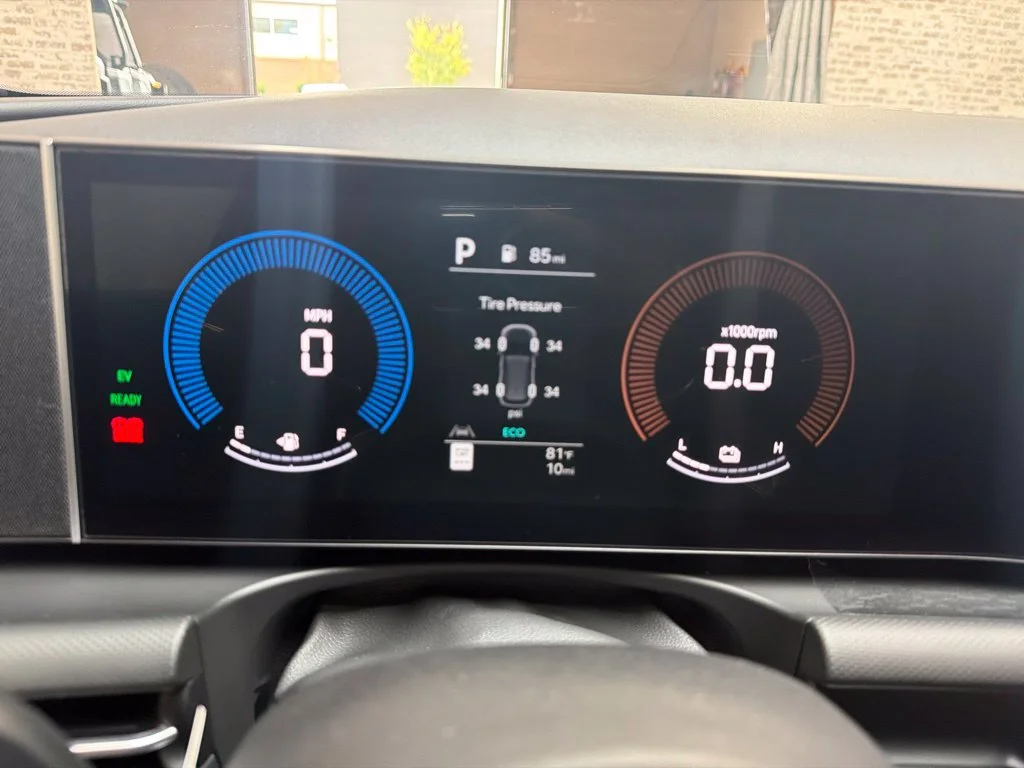 New 2026 Ash Black Hyundai SEL image 23