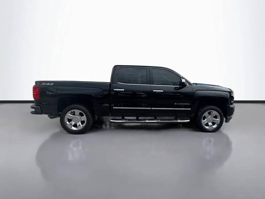 Used 2017 BLACK Chevrolet LTZ image 4