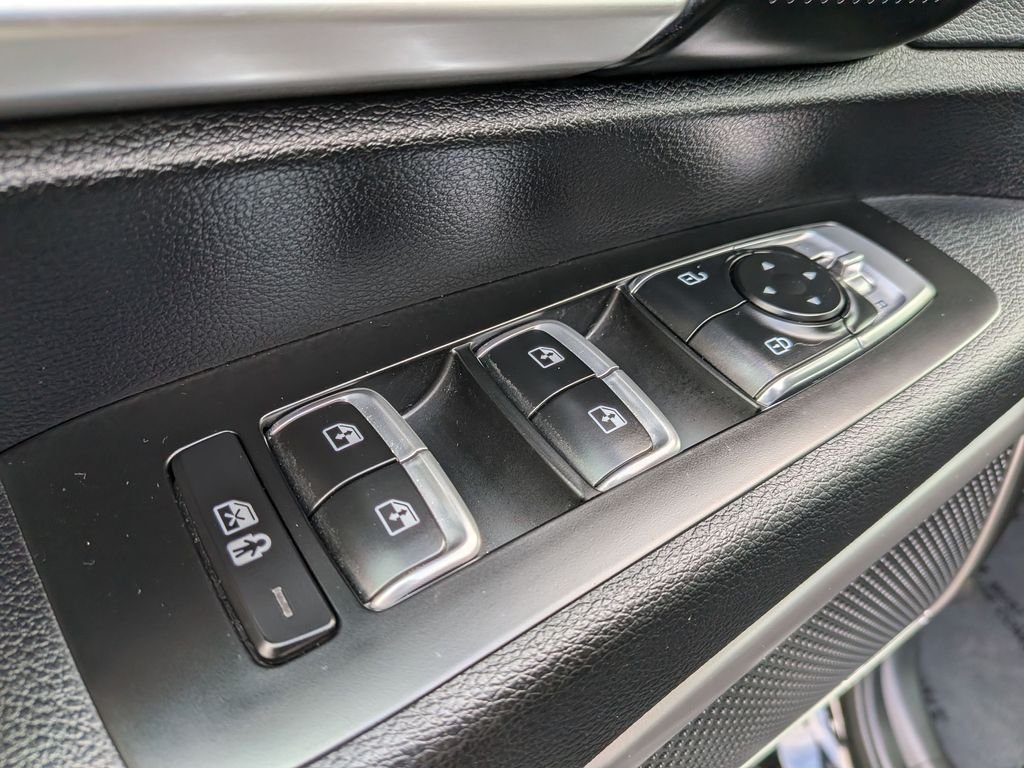 2023 Kia Telluride LX - Photo 13