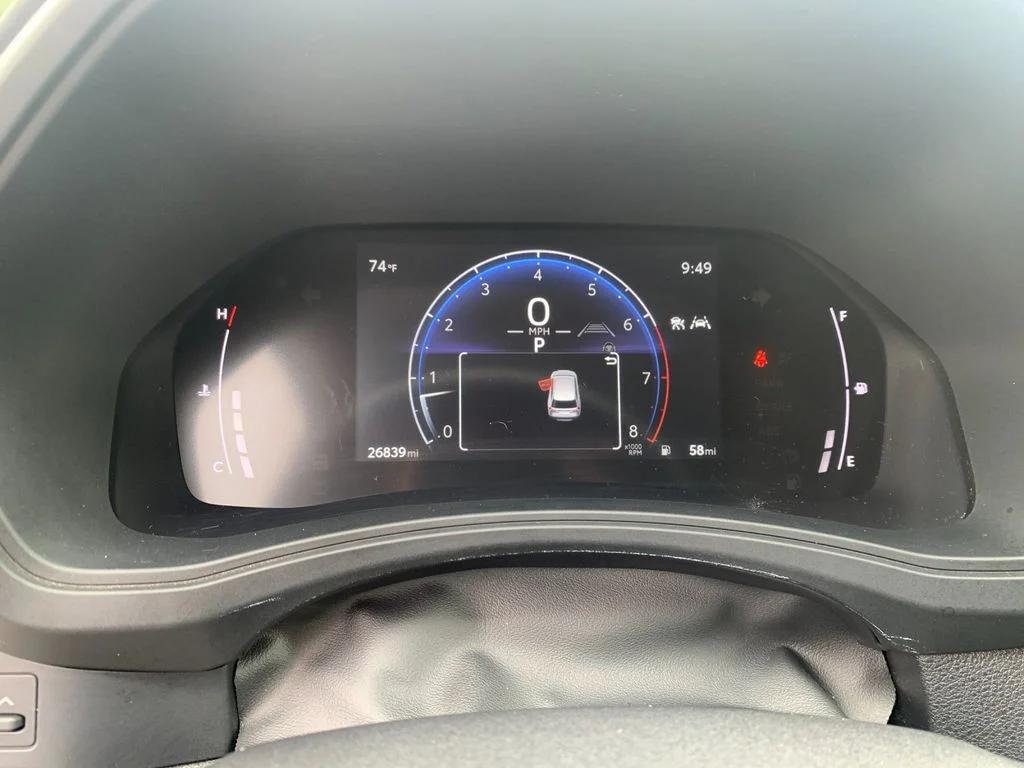 Used 2024 White Toyota XLE image 30