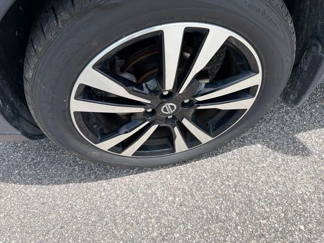 Used 2018 White Nissan SV image 14