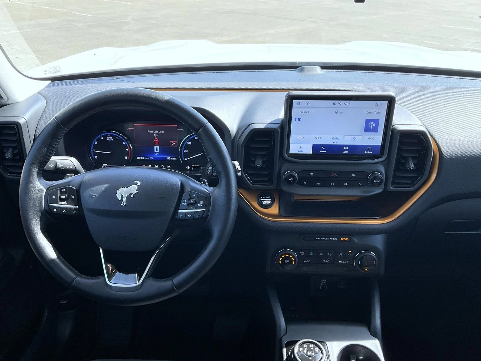 Used 2023 White Ford Badlands image 14