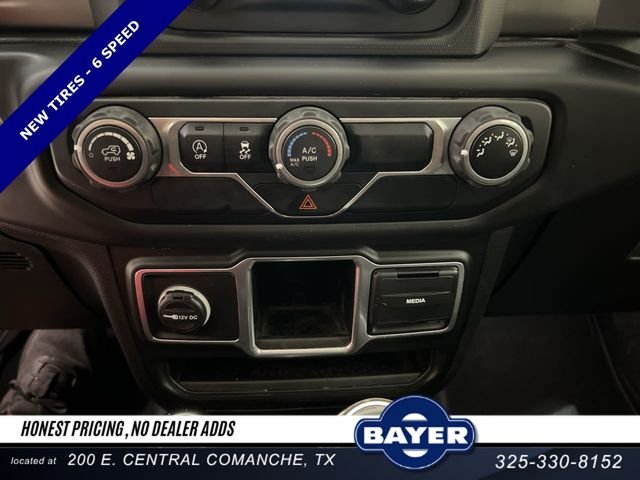 Used 2018 White Jeep Unlimited Sport image 16