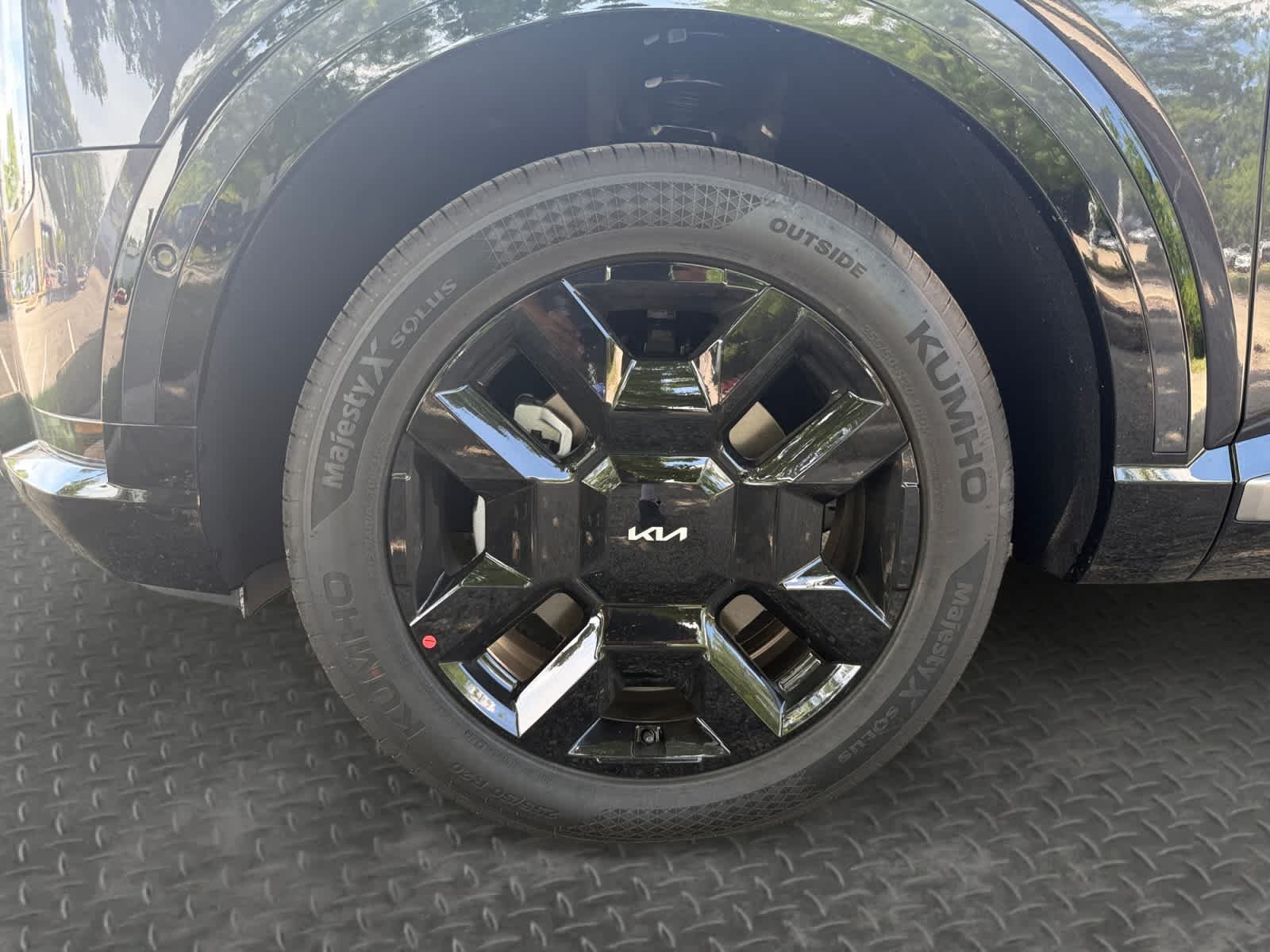 New 2027 Panthera Metal Kia SX-Prestige image 9