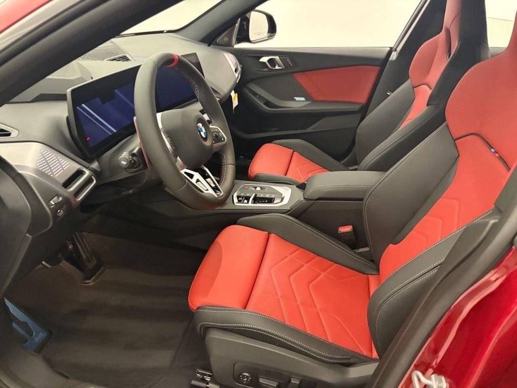 2025 BMW 2 Series M235 - Photo 4