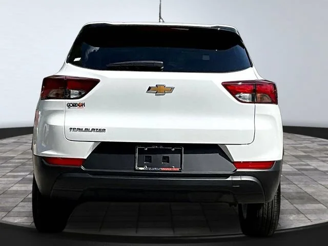 New 2026 Summit White Chevrolet LS image 4
