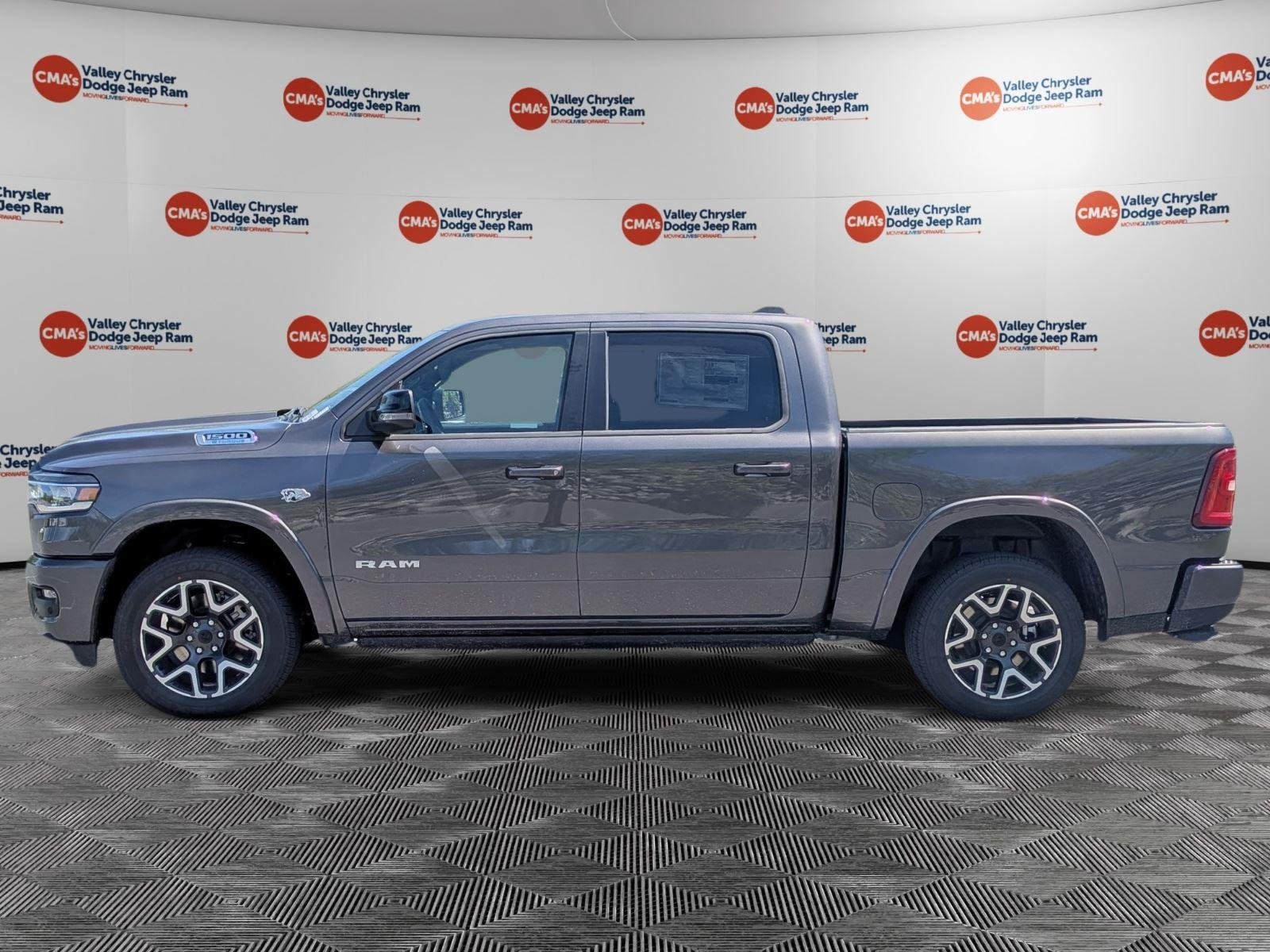New 2026 Granite Crystal Metallic Clear-Coat Exterior Paint RAM Laramie image 8
