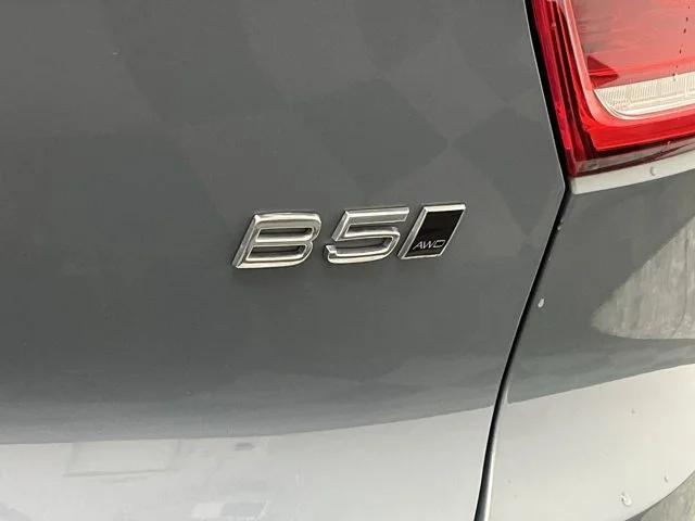 2023 Volvo XC40 Core - Photo 29
