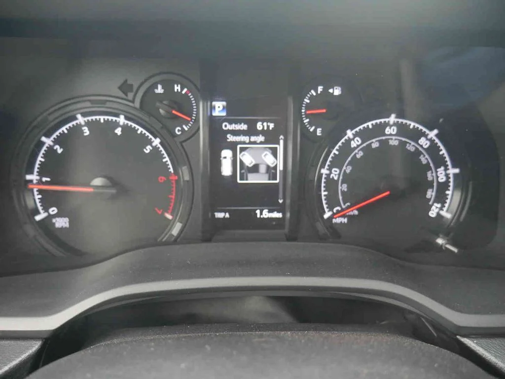Used 2020 Red Toyota SR5 image 38