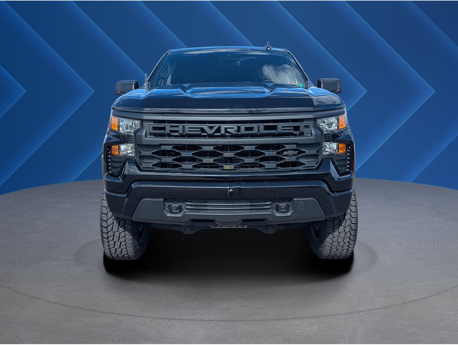 Used 2024 Black Chevrolet Custom image 8