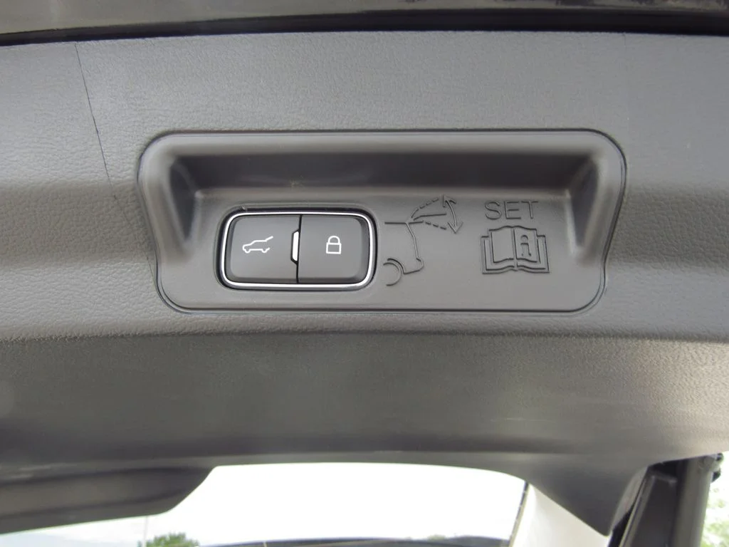 New 2026 Agate Black Metallic Ford Active image 23