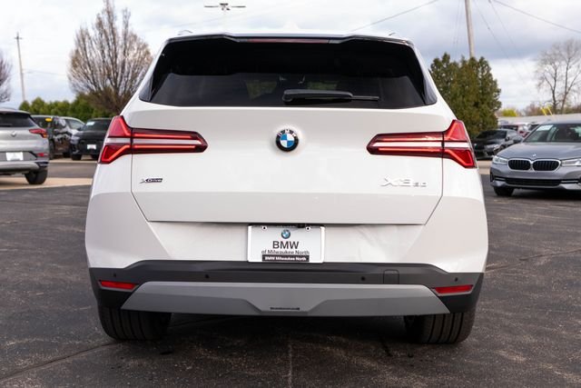 New 2026 Alpine White BMW 30 xDrive image 9