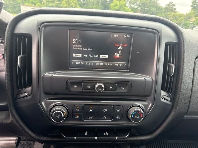 Used 2016 White GMC Base image 10