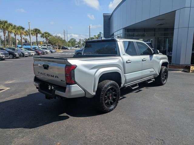 Used 2025 Silver Toyota SR5 image 3